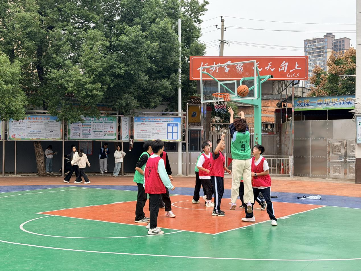 大祥一中第二十二届校园篮球联赛火热开幕