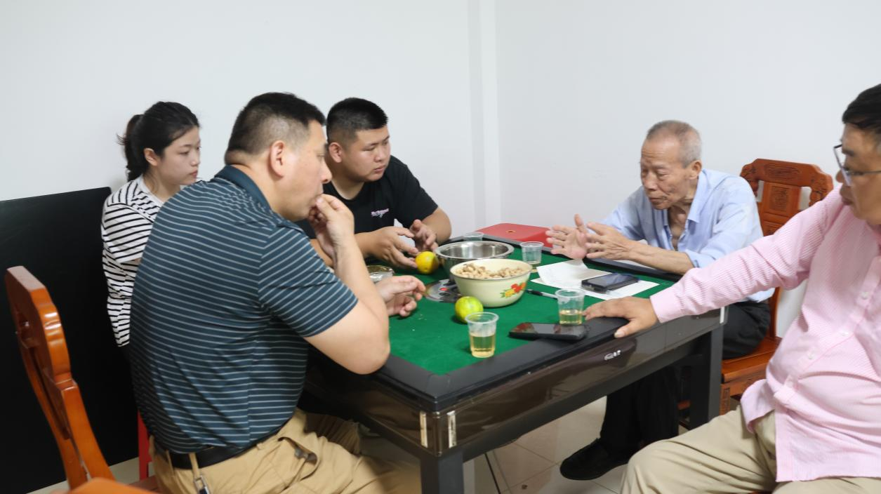 邵阳洞口县：硅藻菌肥在高沙镇种植晚稻喜获丰收