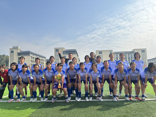 6:0大胜创佳绩 玉田女足勇夺市赛季军