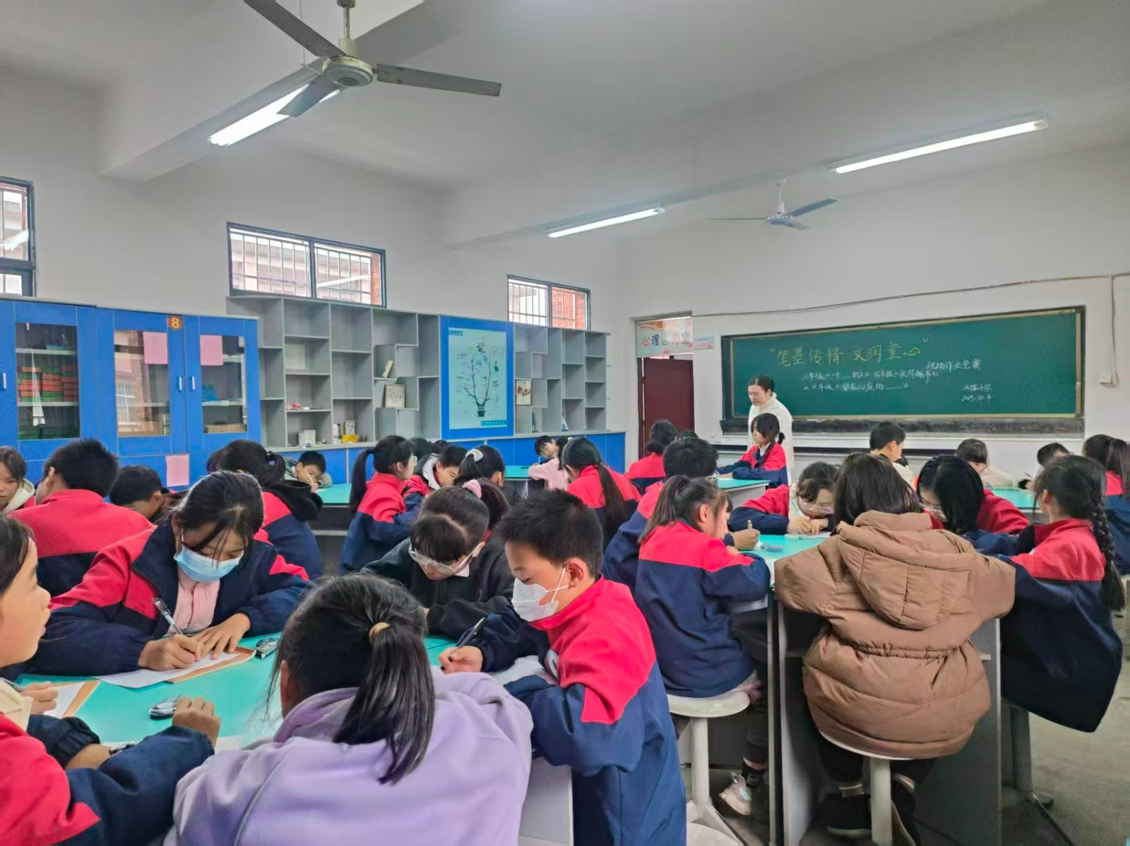 状元教育集团北塔小学举办“笔墨传情・文润童心”现场作文竞赛