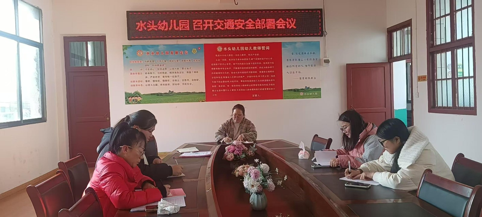 金石镇水头幼儿园开展交通安全 警示教育系列活动