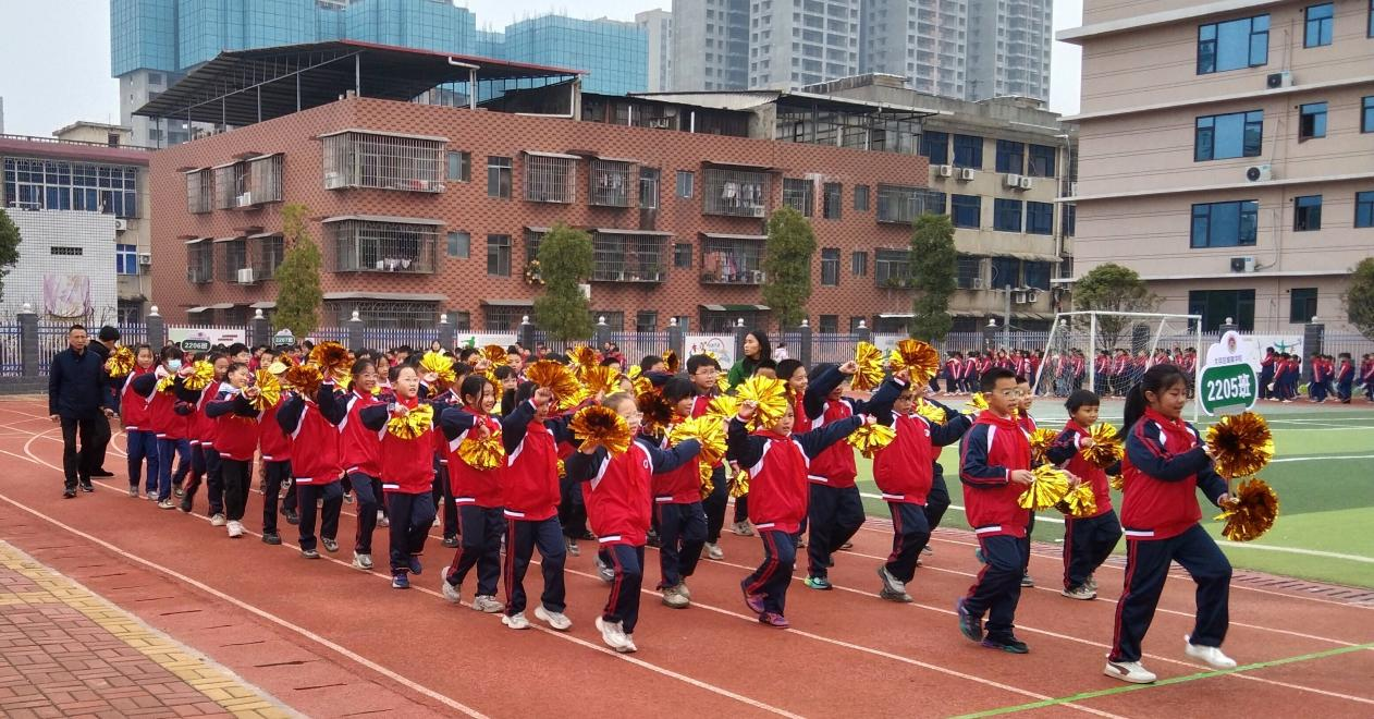 五育并举展风采，逐梦赛场燃激情