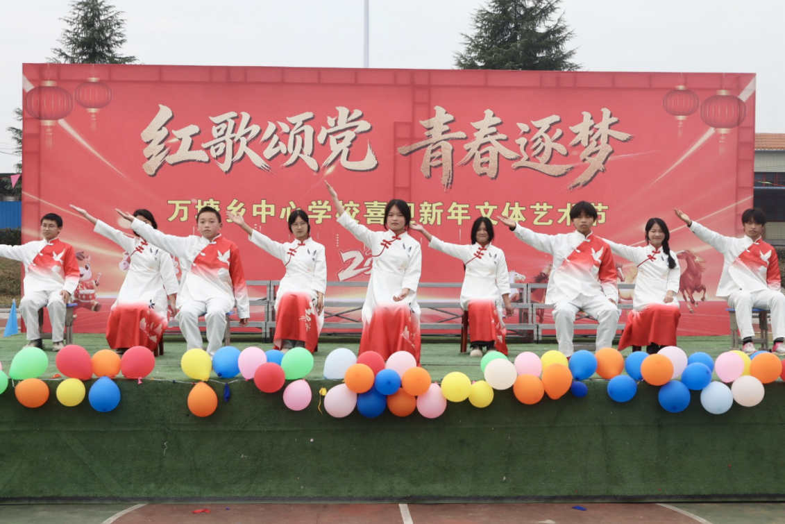 红歌颂党恩 青春逐梦行