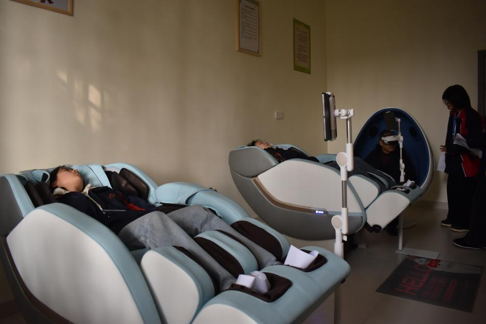 隆回二中：体验多元减压，拥抱心灵“氧”分