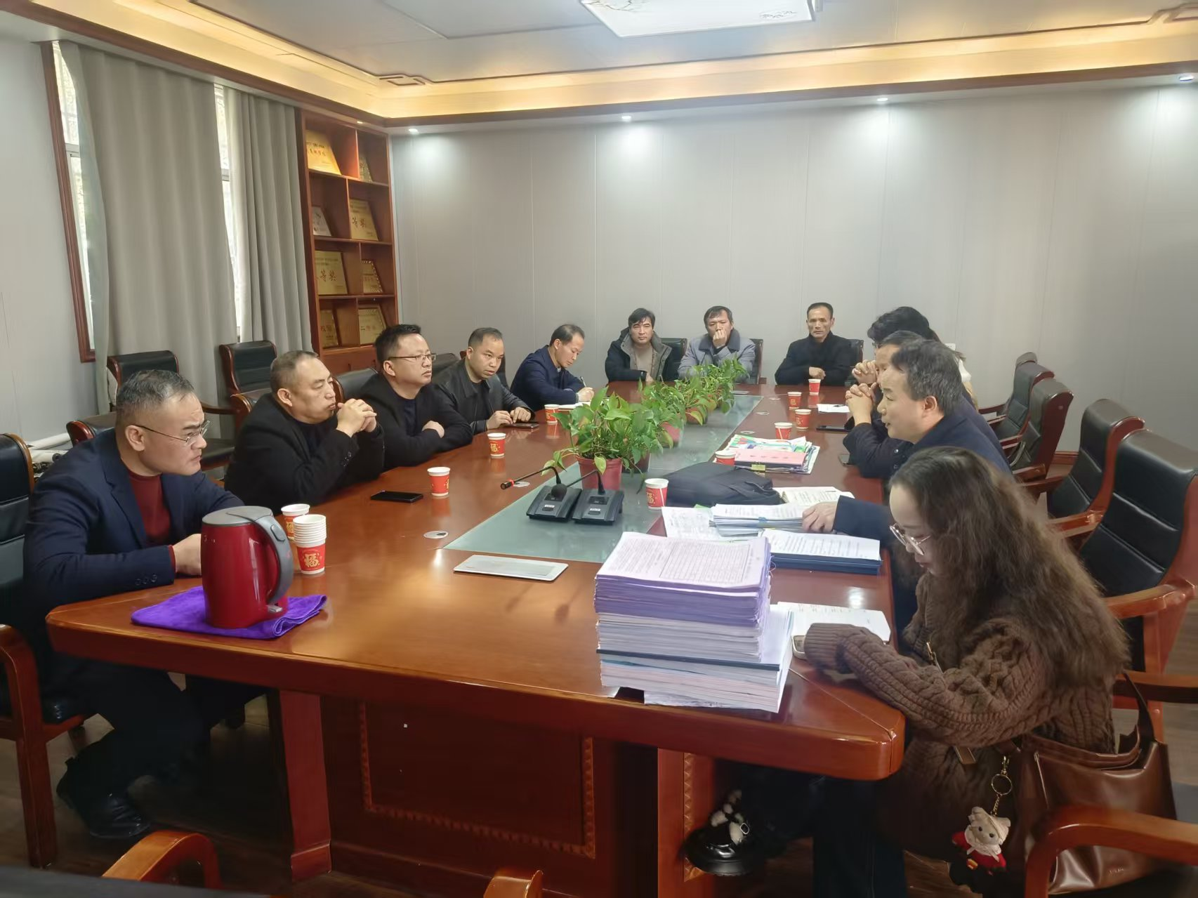 邵阳市教育局深入五峰铺镇中心完小开展开学工作专项督导