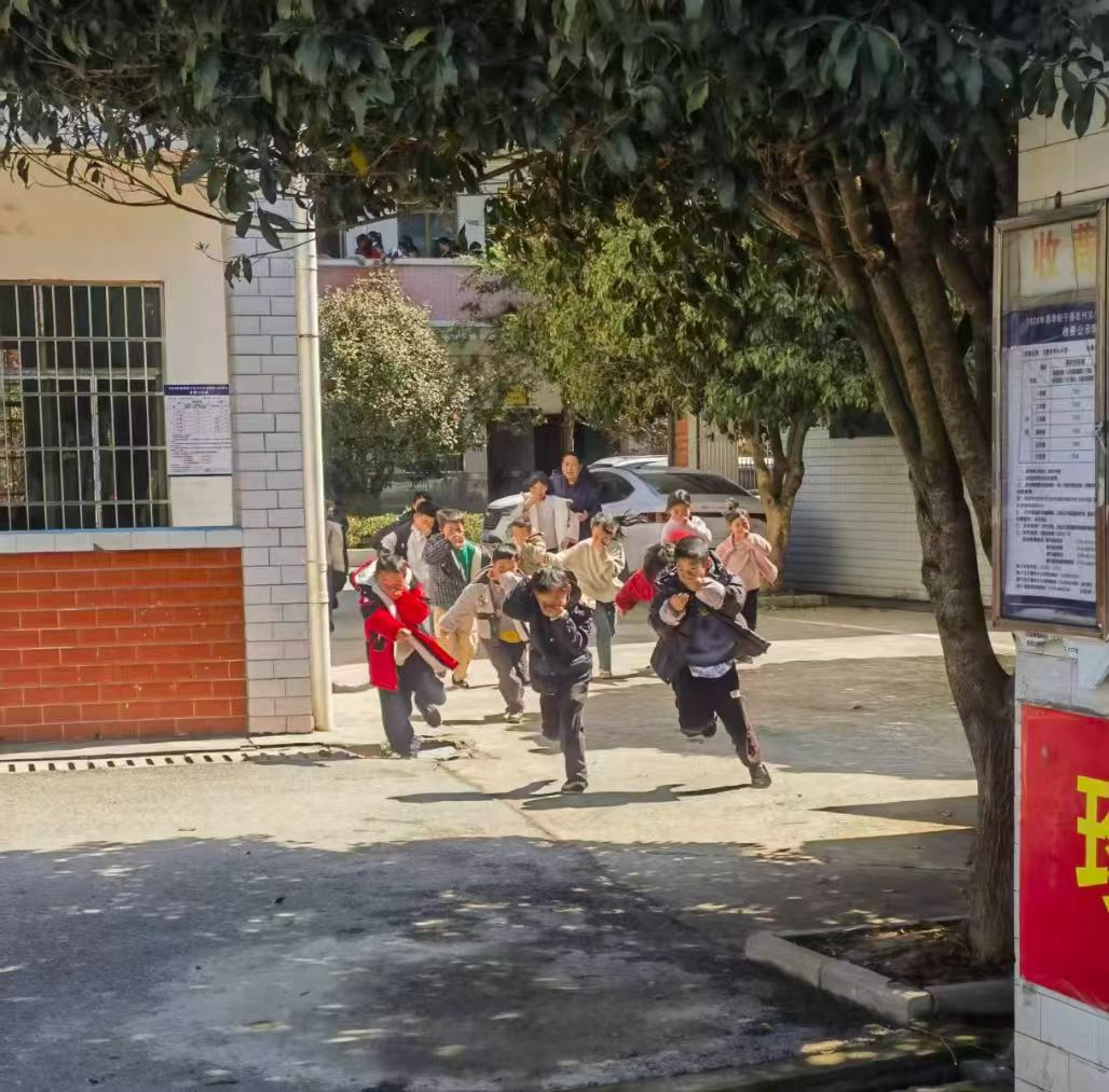 消防知识要牢记，演练行动筑安全