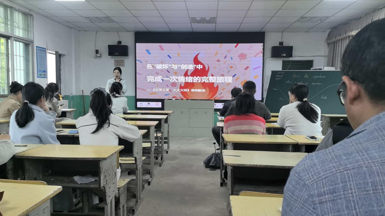 邵阳县阅读工作室联合湖南省“关爱农村留守儿童开展送教阅读交流”活动顺利开展