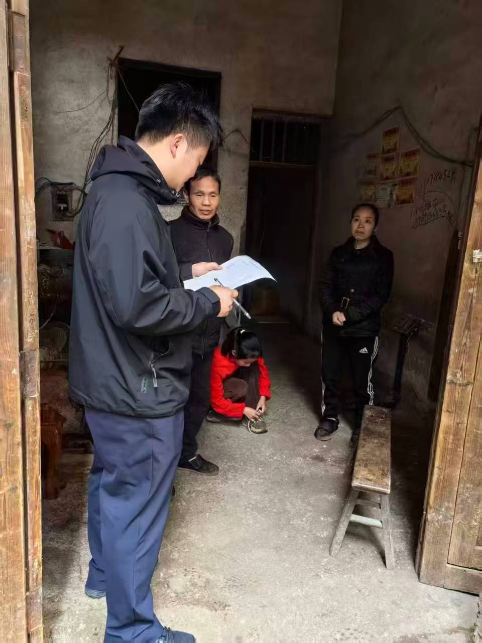 教育惠民暖人心：下花桥镇中心完全小学春季学期非寄宿生生活补助精准发放