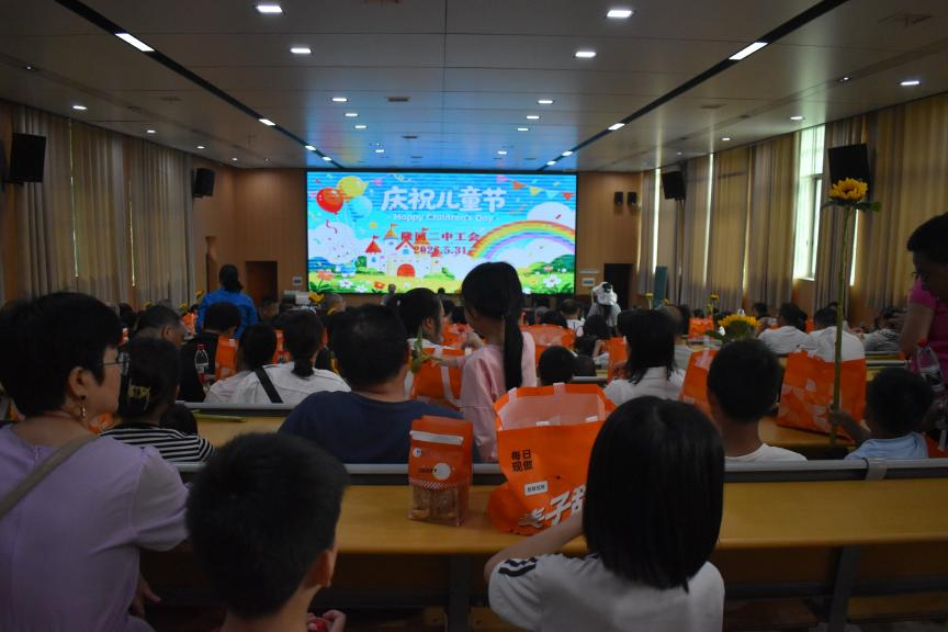 隆回二中亲子活动，增进家校情感，共筑快乐时光