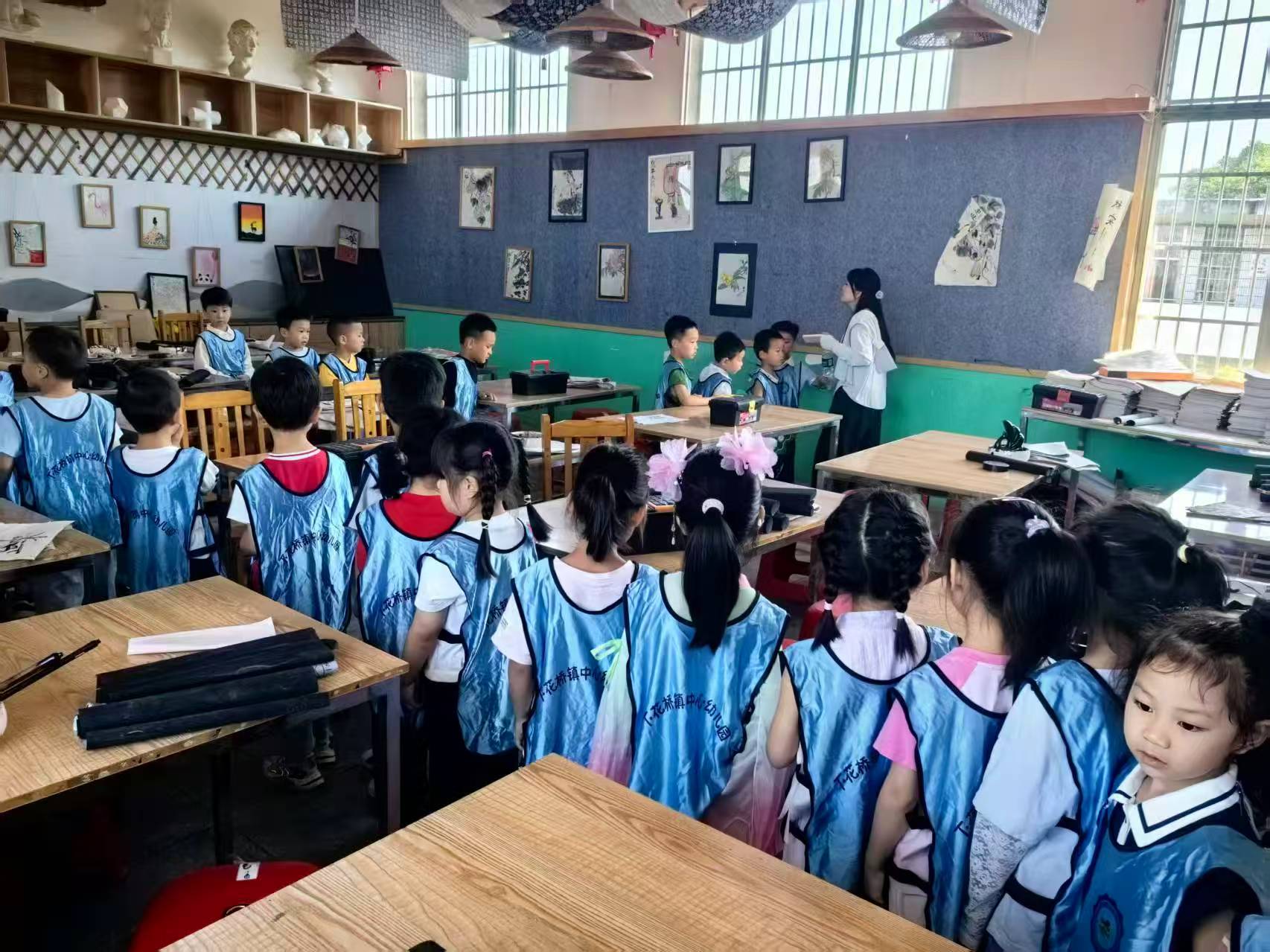 初探小学 筑梦成长