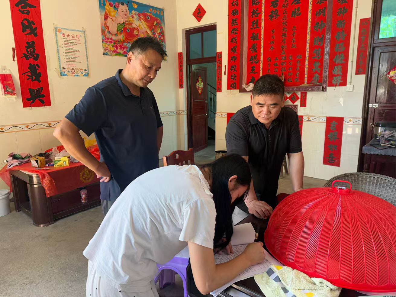 家访送安全 暖心访学情 护航快乐暑假