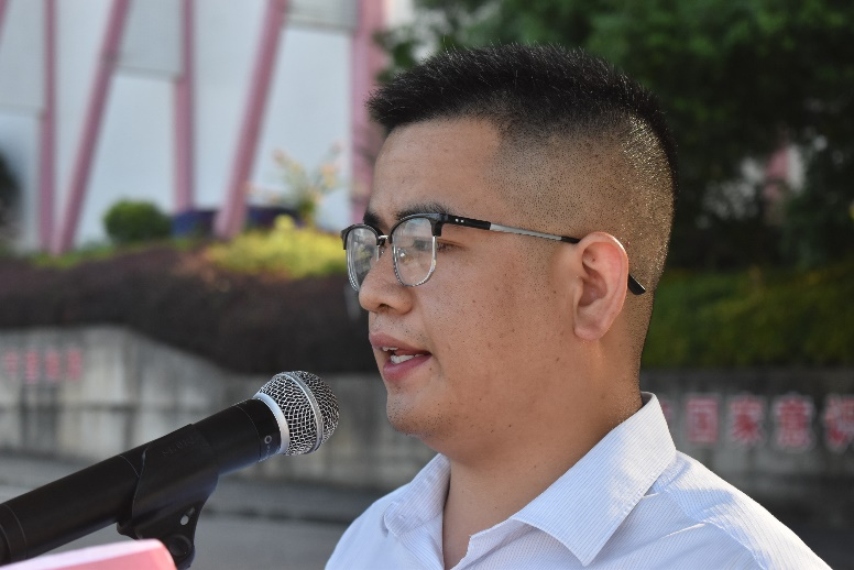 隆回二中举行2026级高一新生军训动员大会